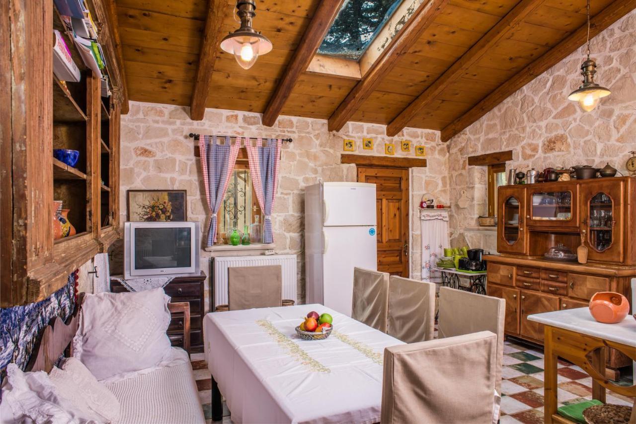 Jianni'S Villa - Stone Villa In The Greenery!! Ανω Βασιλικος Εξωτερικό φωτογραφία