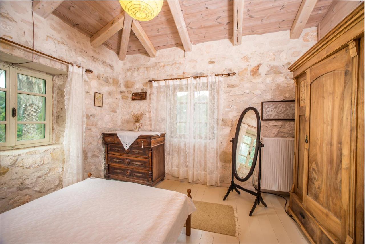 Jianni'S Villa - Stone Villa In The Greenery!! Ανω Βασιλικος Εξωτερικό φωτογραφία