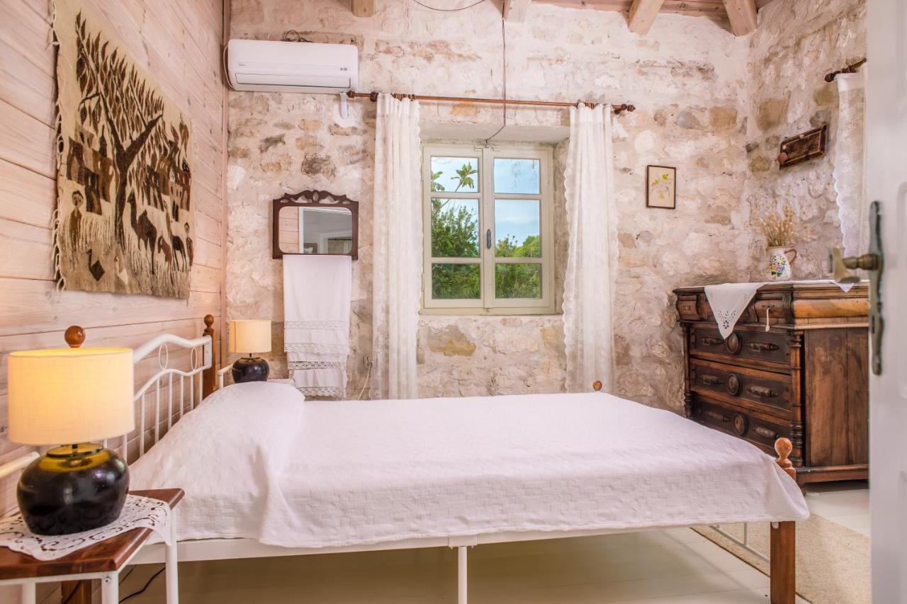 Jianni'S Villa - Stone Villa In The Greenery!! Ανω Βασιλικος Εξωτερικό φωτογραφία